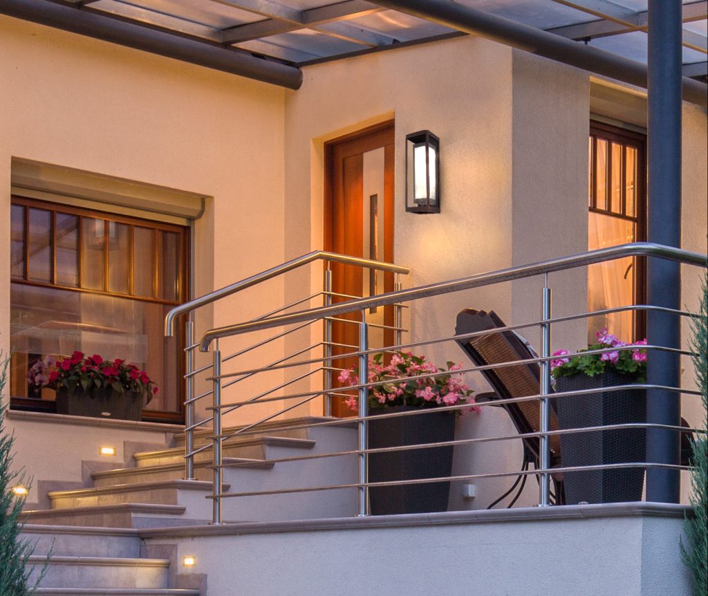 Outdoor Sconce