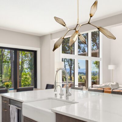 Rock Crystal Modern Branch versatile linear suspension