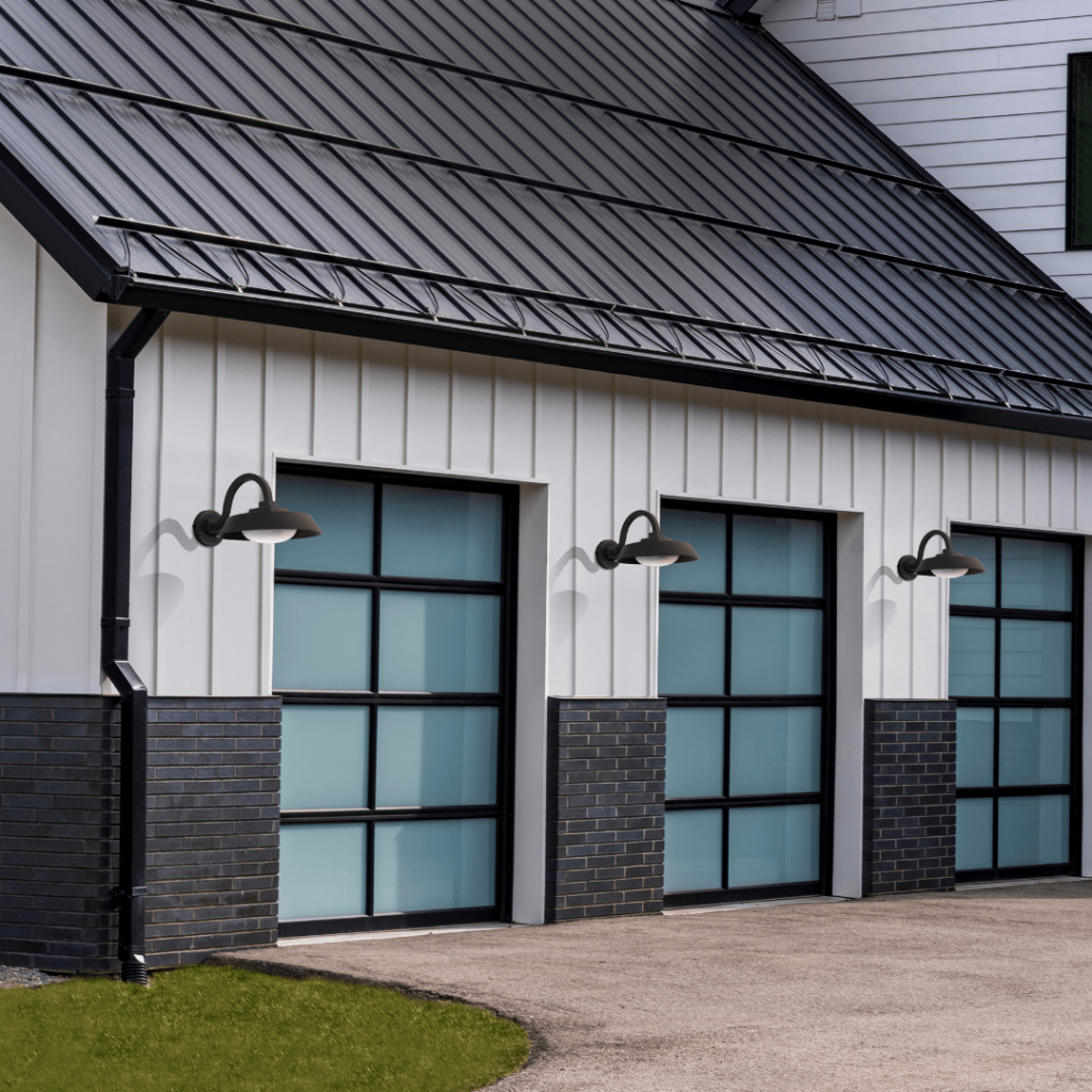 Modern farmhouse outdoor sconce lights.