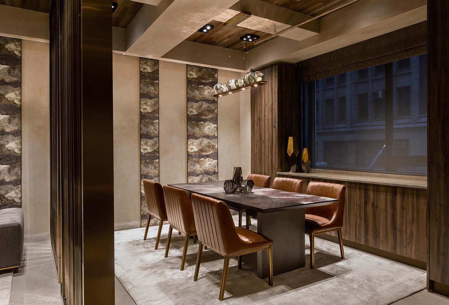 hand-blown-glass-chandelier-gem-linear-suspension-hammerton-studio.jpg