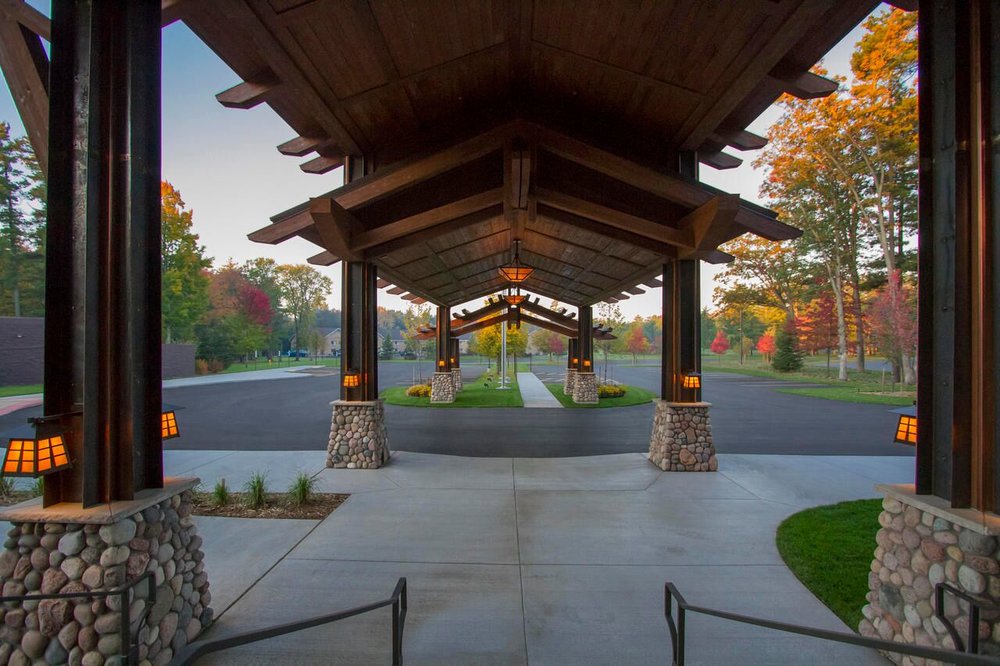 original_PorteCochere_atParkingLot0.jpg