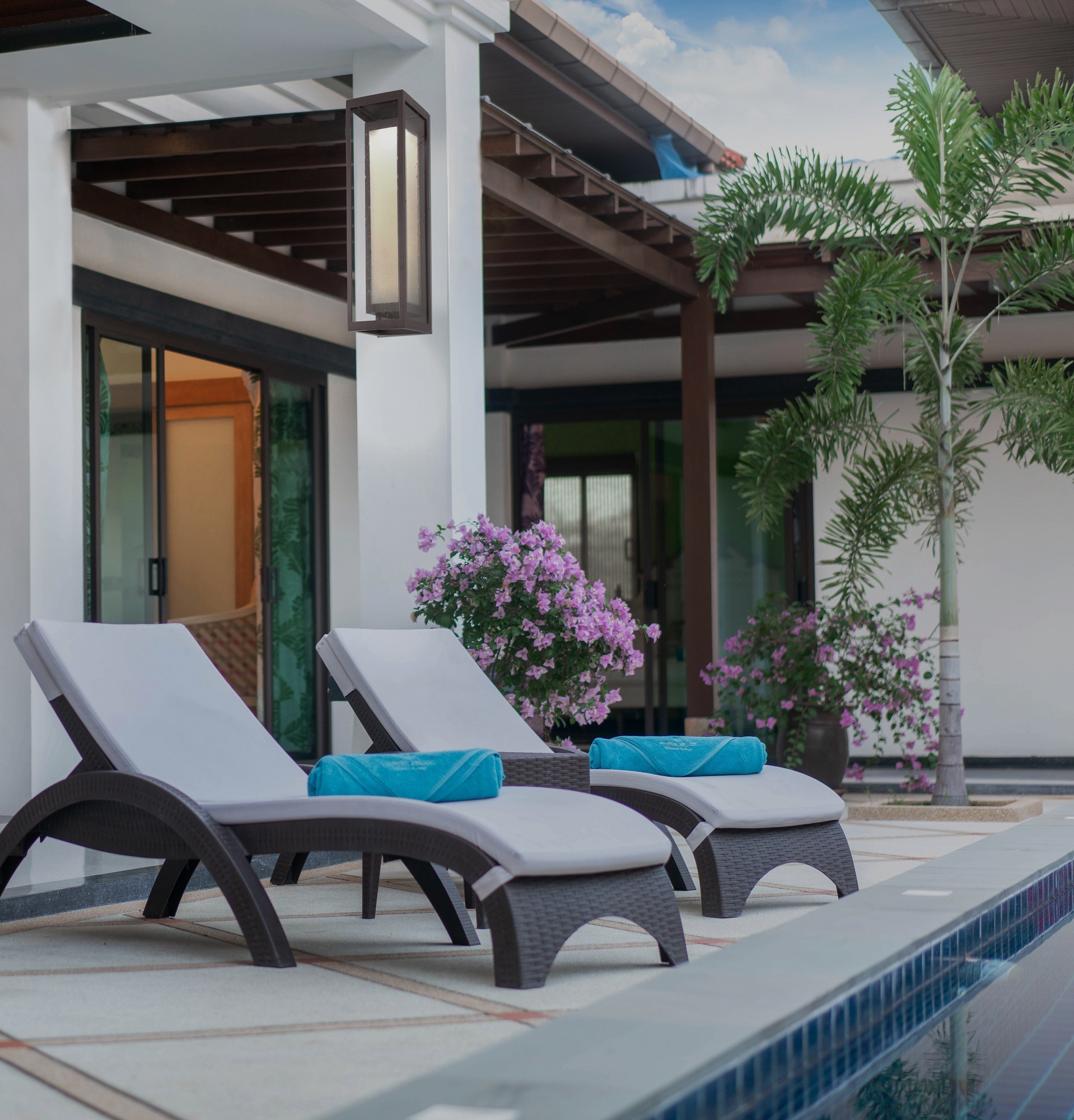 Double Box Outdoor Sconce