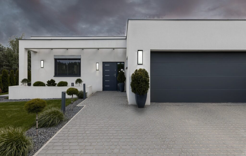 Single Box Outdoor Sconce