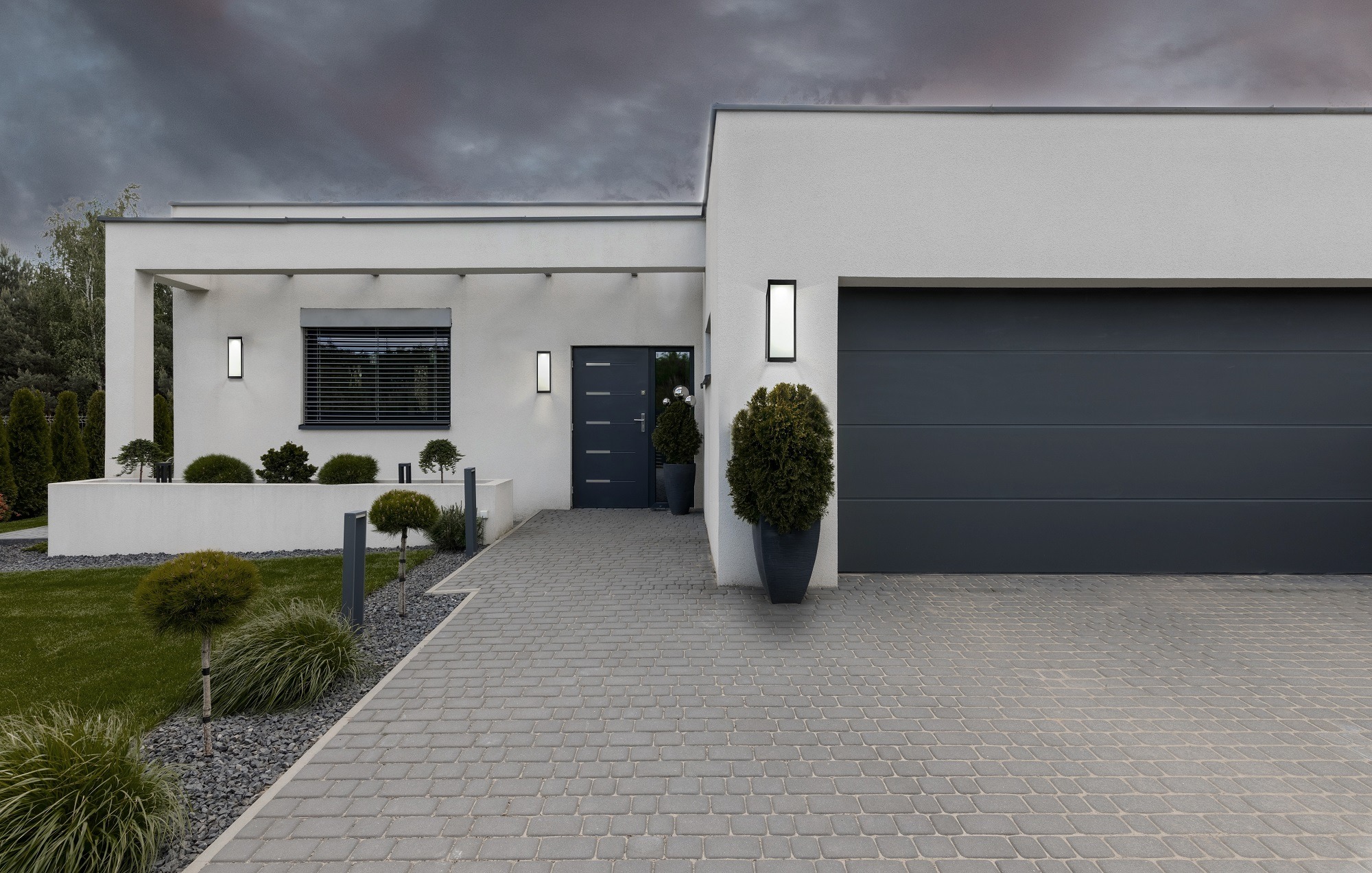 Single Box Outdoor Sconce