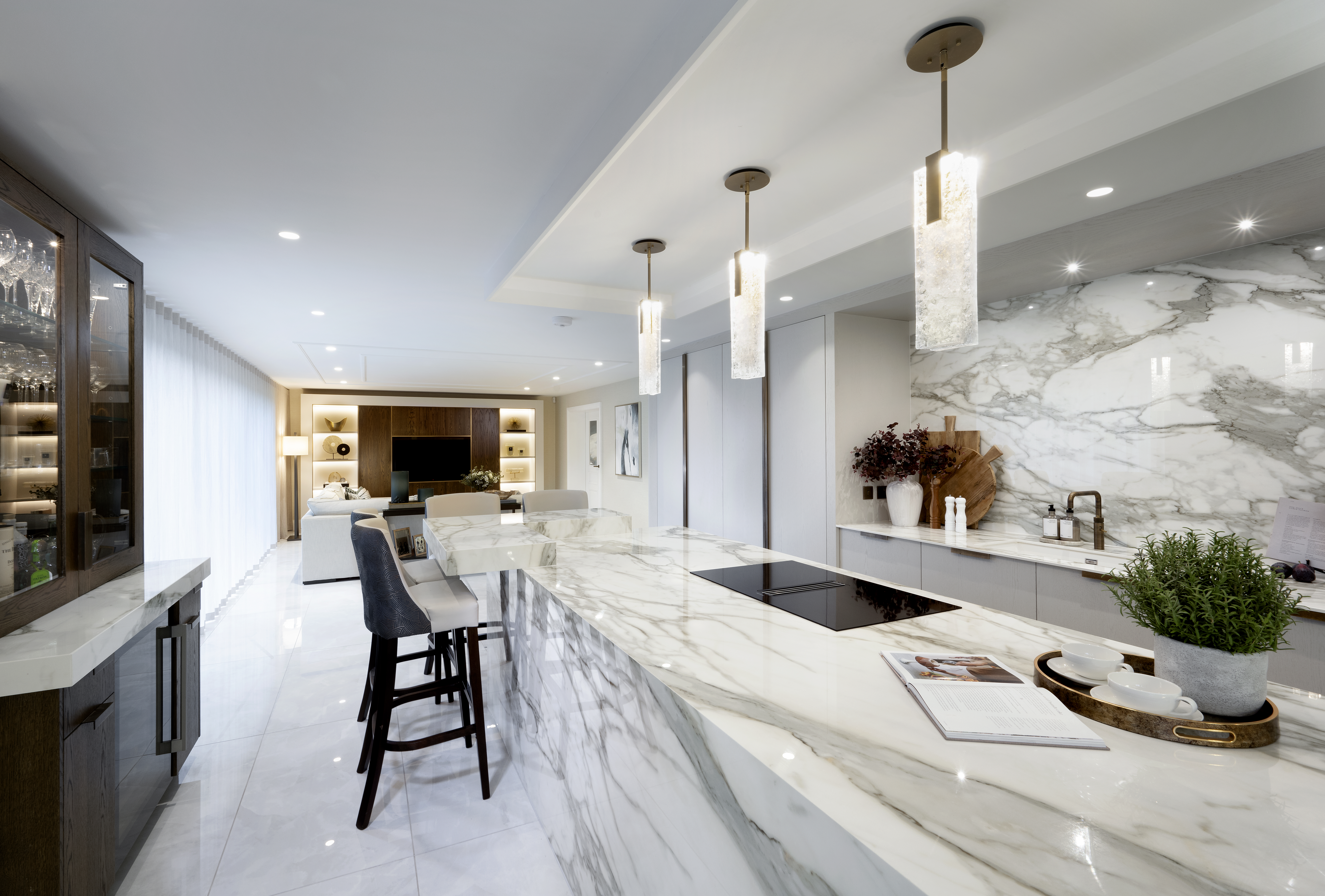Parallel Pendant | Hale of a House, Victoria Sadler Photography