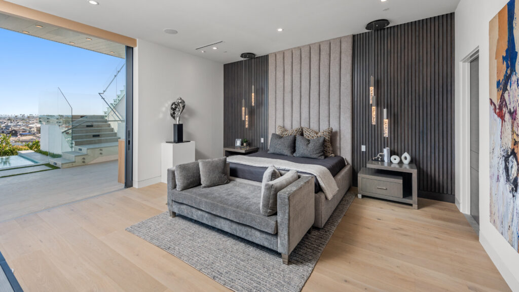 Axis Round Pendant Chandelier - Quick Ship | Luxe Design