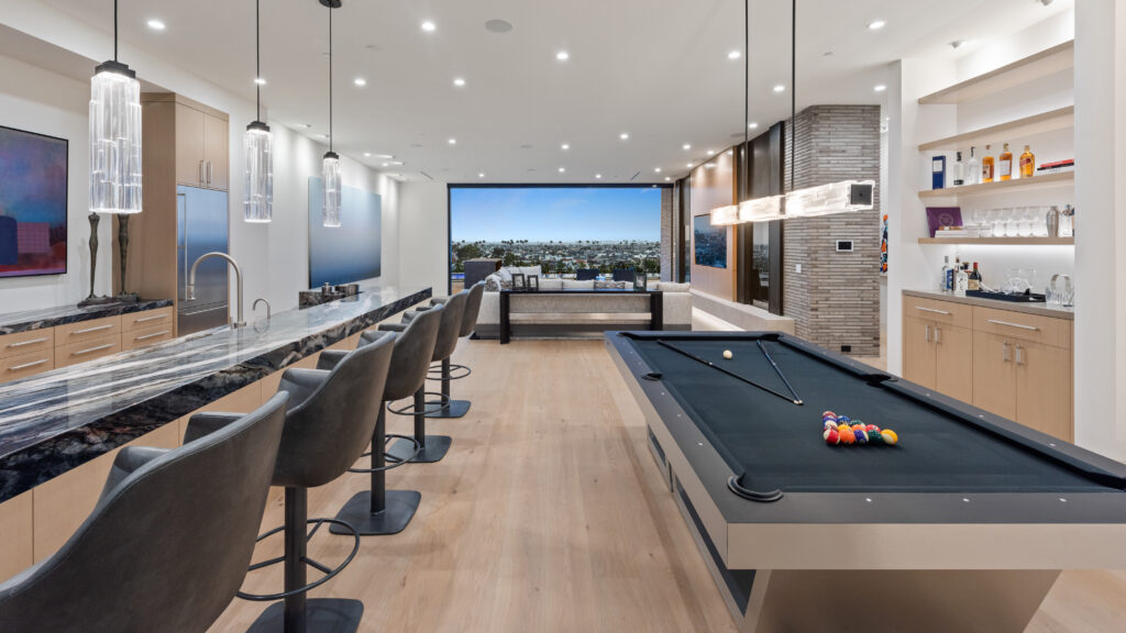 Ledgestone Linear Chandelier | Luxe Design