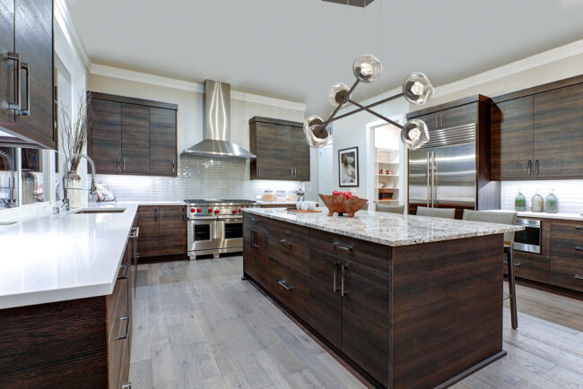 Luna Moda Multi-Piece Linear Chandelier