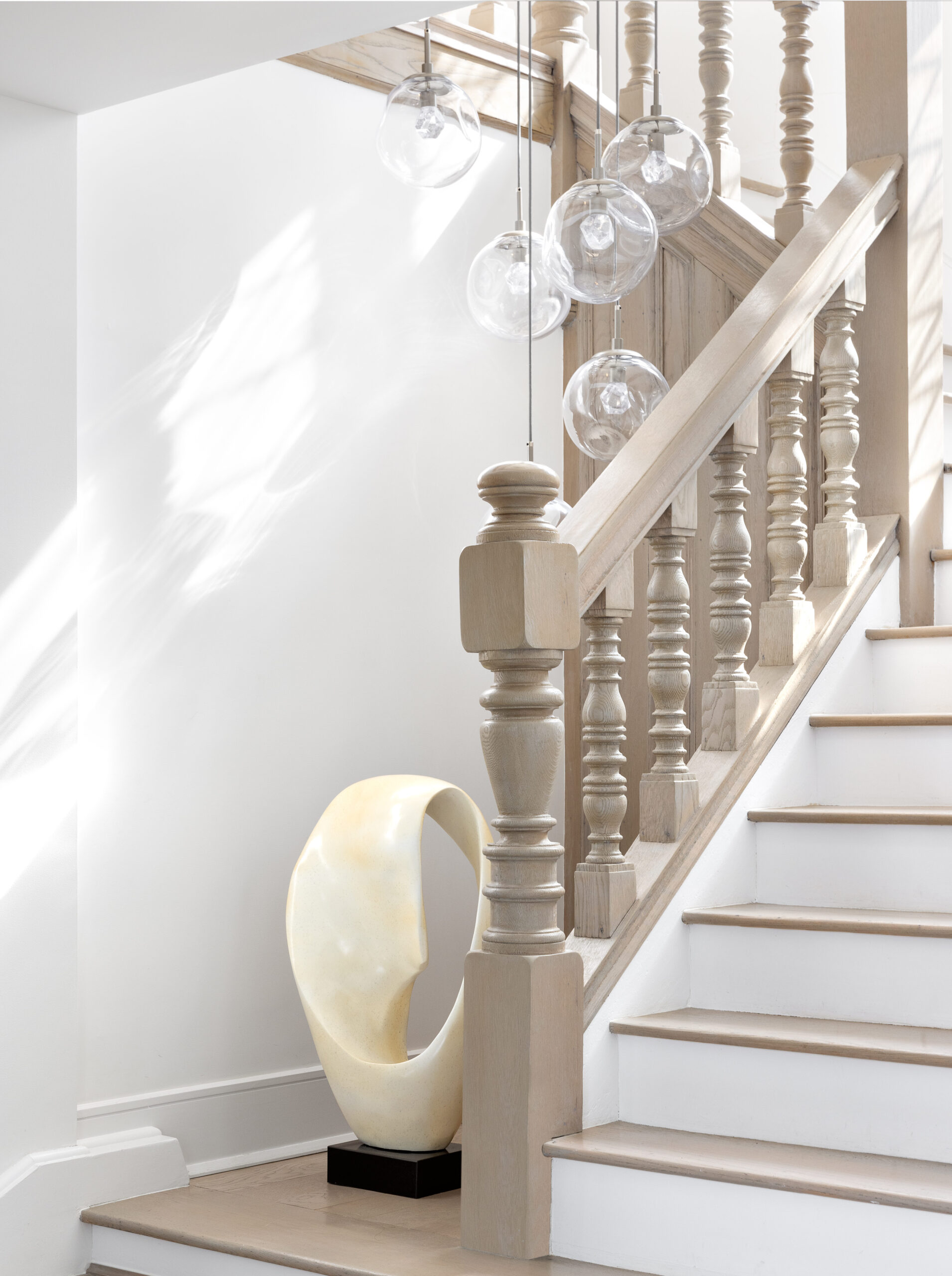 Aster Round Pendant Chandelier | Stephanie Cohen Home, Lauren Hakimi