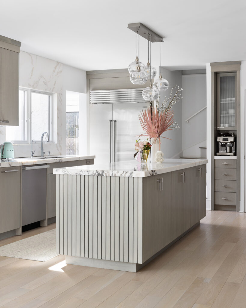 Coppa Linear Pendant Chandelier | Stephanie Cohen Home, Lauren Hakimi