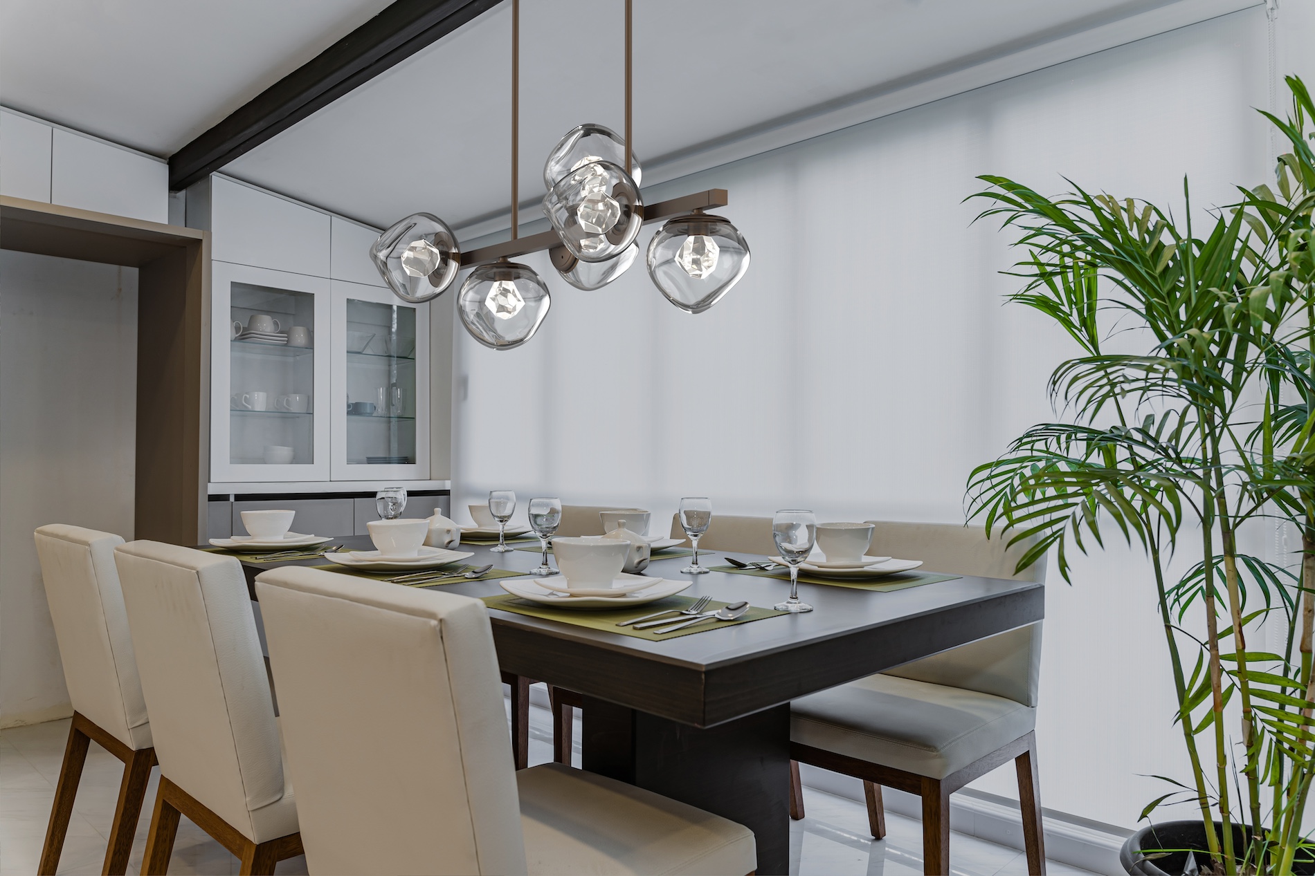 Luna Twisted Branch Chandelier