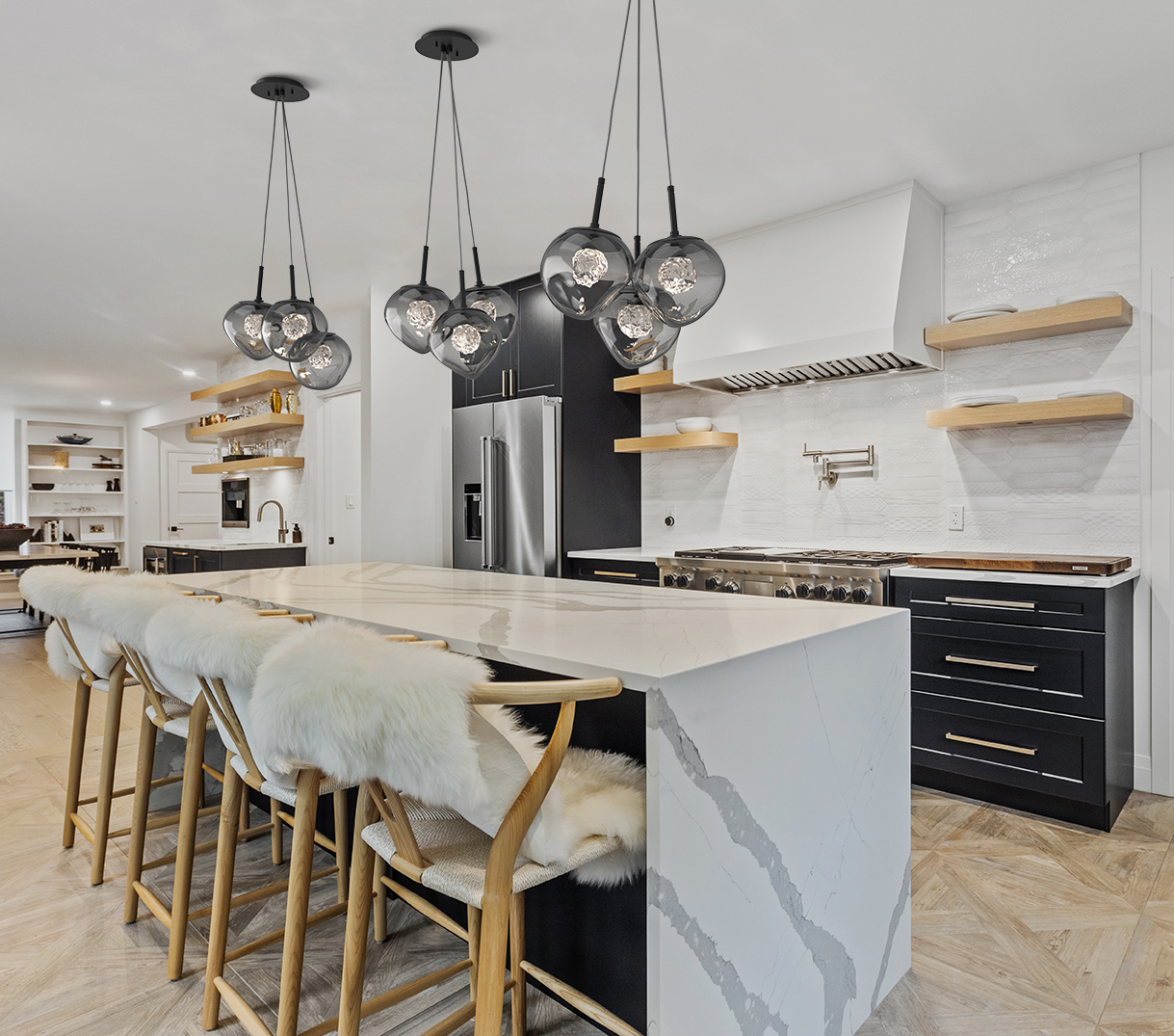 Luna Cluster Pendant | point3d Commercial Imaging