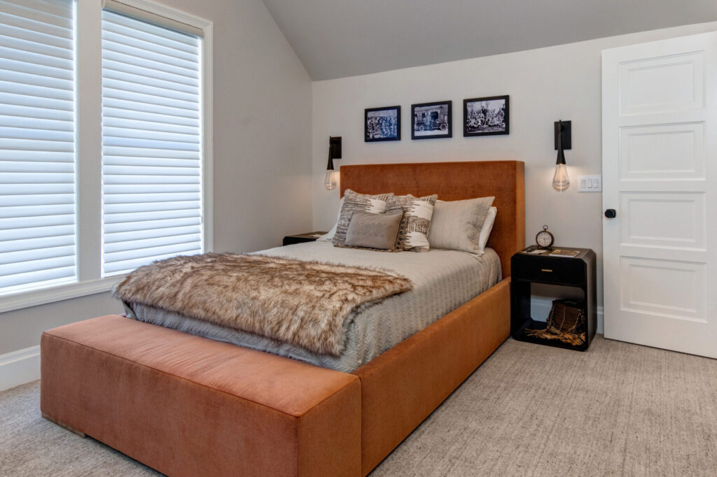 Raindrop Sconce | Sagewood Builders, Marc Estabrook