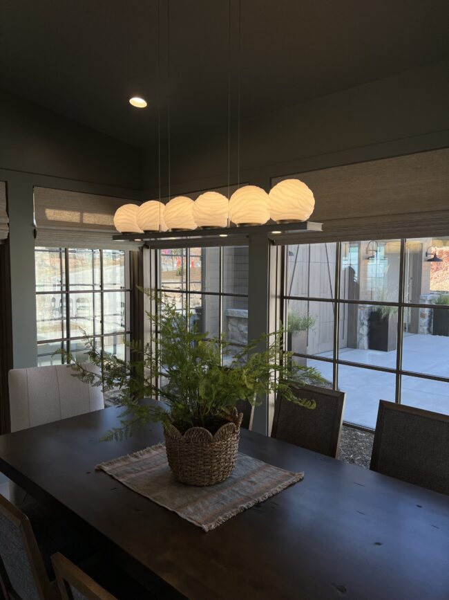 Gaia Linear Chandelier