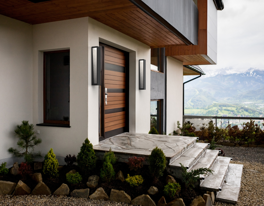 high-end outdoor lighting