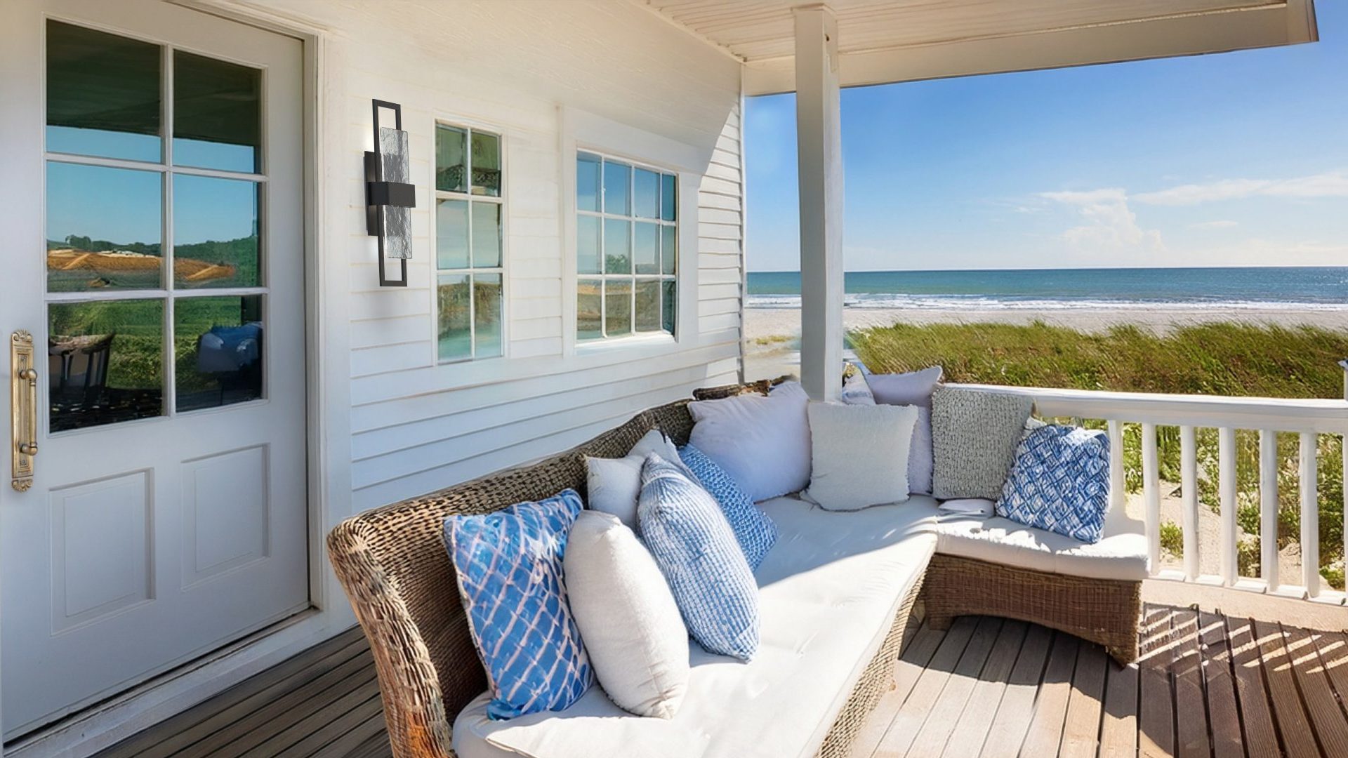 Sasha Outdoor Sconce