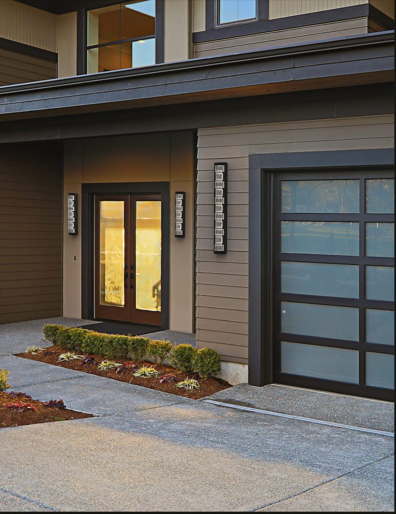 Tessera Outdoor Sconce