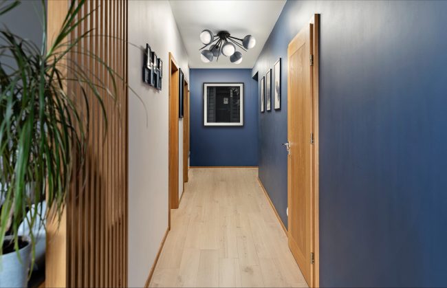 Cabochon Half Starburst Flush Mount