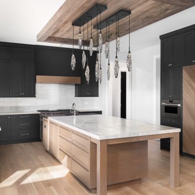 Icefall Linear Pendant Chandelier Icefall Linear Pendant Chandelier