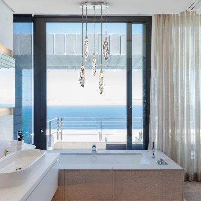 Icefall Round Pendant Chandelier & Icefall Pendant Icefall Round Pendant Chandelier & Icefall Pendant