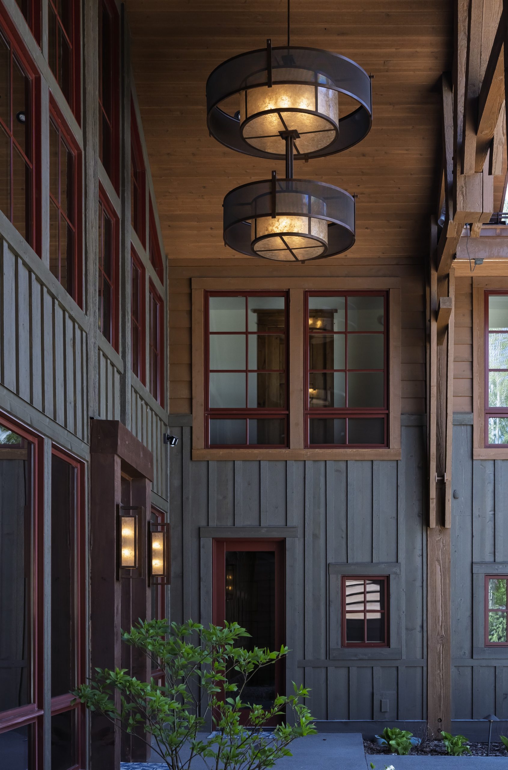 custom outdoor lighting